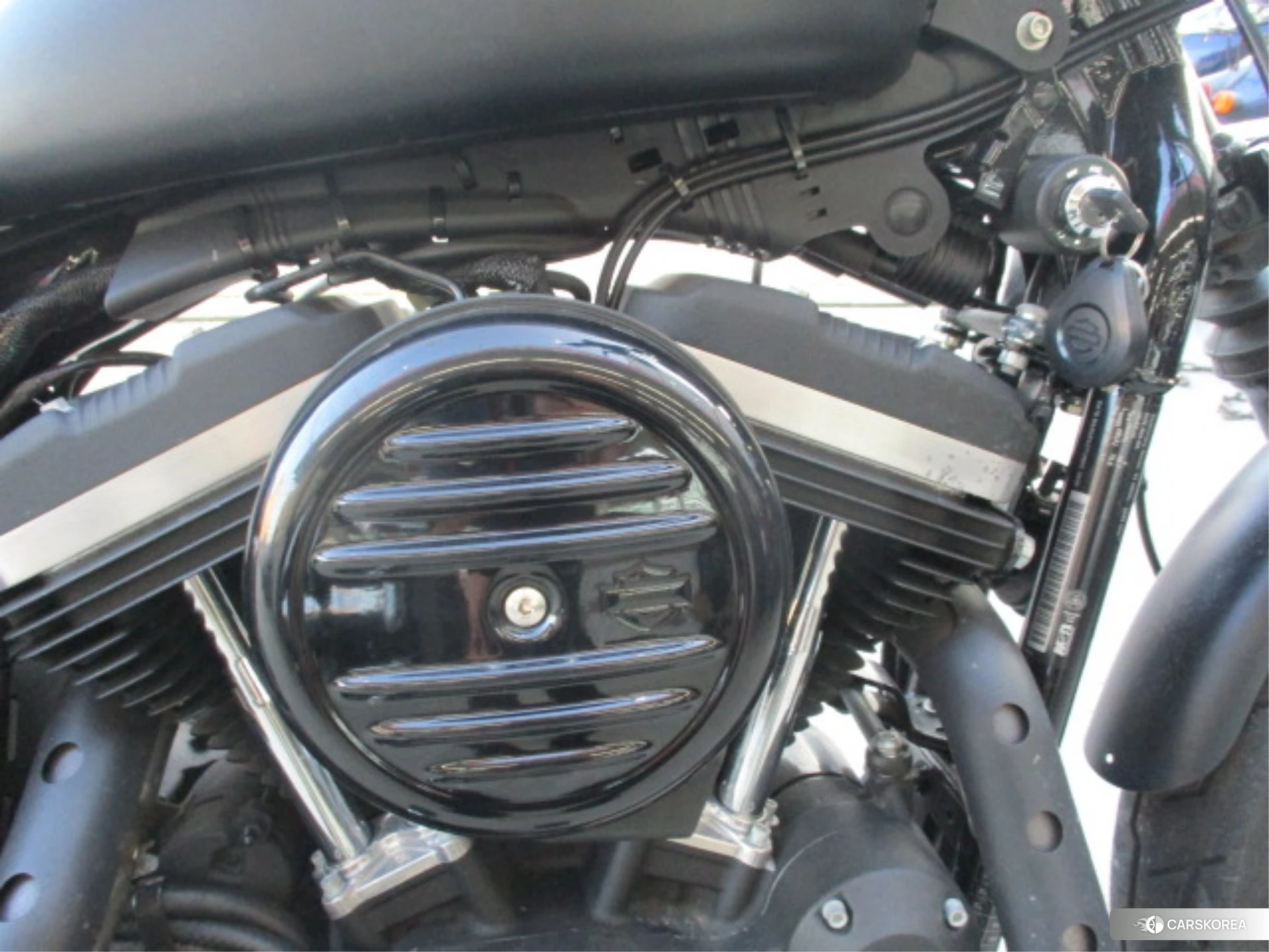 Harley-Davidson Sportster XL883N id 3946616 из Японии 16