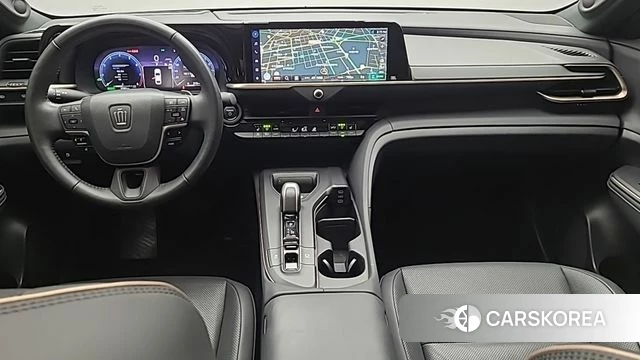 Toyota Crown Crossover id 3914806 из Кореи 17