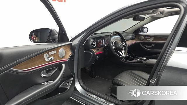 Mercedes-Benz E-Class W213 id 4780836 из Кореи 32