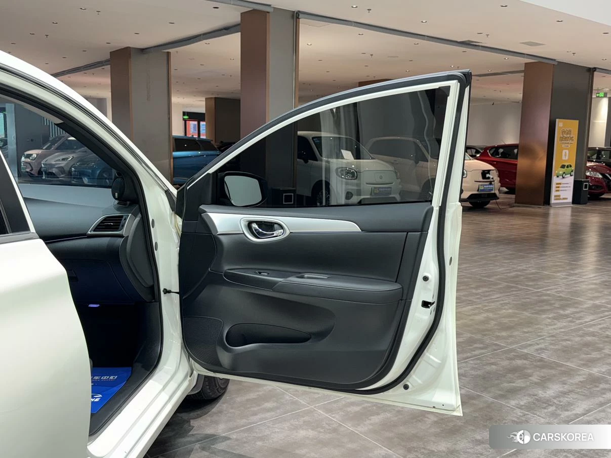 Nissan Xuan Yi id 4514050 из Китая 30