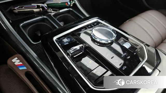 BMW 7 Series (G70) id 4315653 из Кореи 31