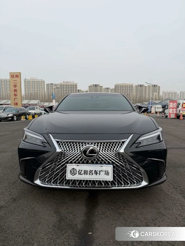 Lexus ES id 4208961 из Китая 10
