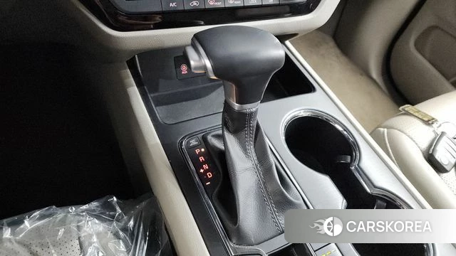 Kia The New Carnival id 4362684 из Кореи 32