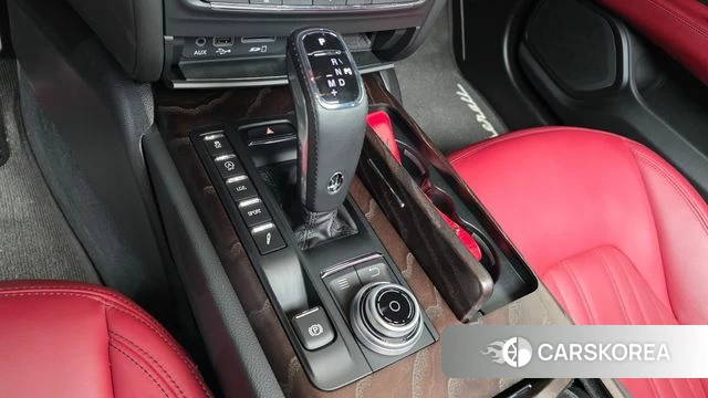 Maserati Ghibli id 4662346 из Кореи 19