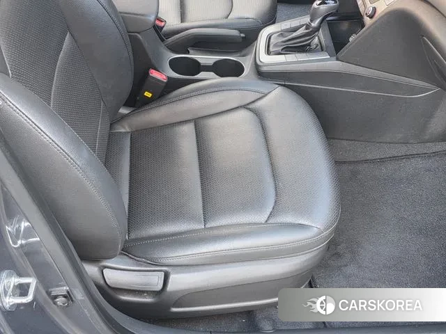 Hyundai Avante AD id 3570789 из Кореи 19