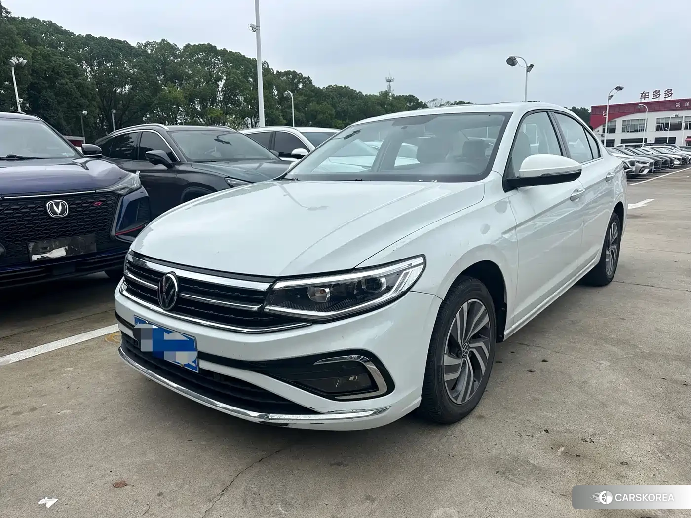 Volkswagen Bora id 4546399 из Китая 12