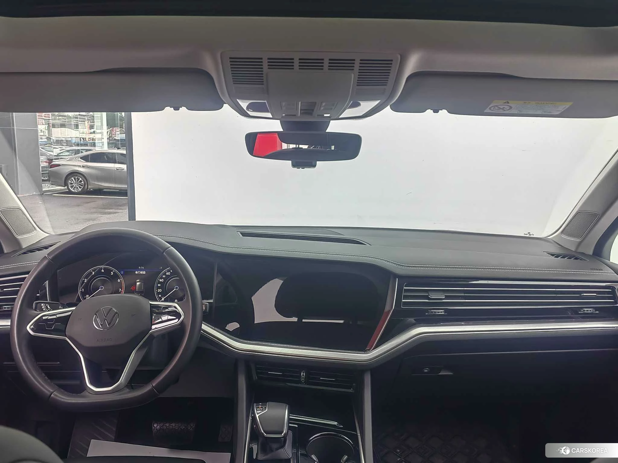 Volkswagen Touareg id 4426707 из Китая 14