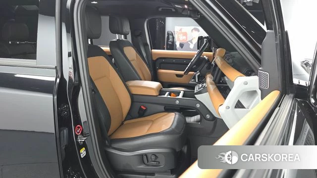 Land Rover Defender (L663) id 3786539 из Кореи 19