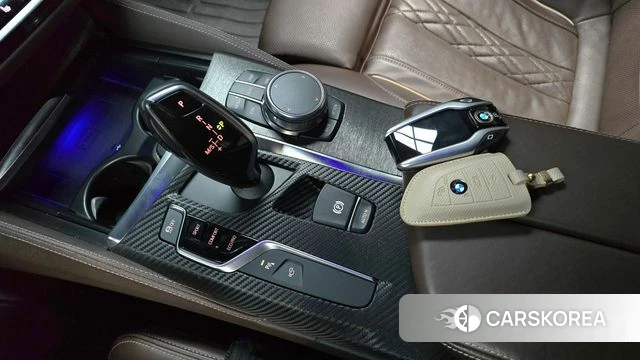 BMW 5 Series (G30) id 3880214 из Кореи 19