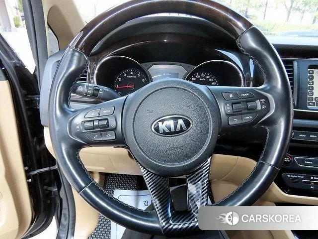 Kia The New Carnival id 3861522 из Кореи 19