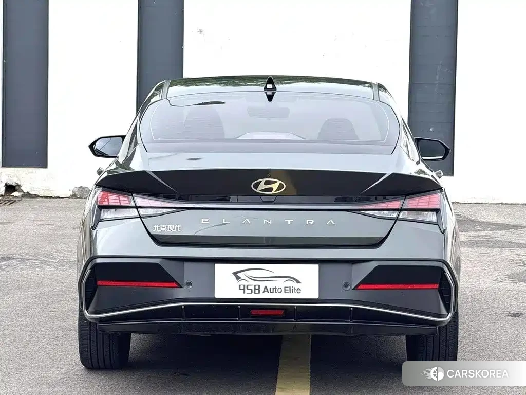 Hyundai Elantra id 4576360 из Китая 12