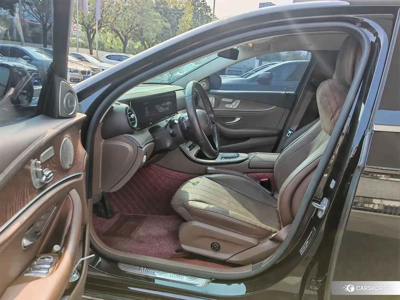 Mercedes-Benz E-Class id 4628149 из Китая 16