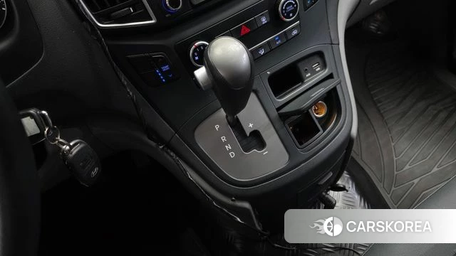 Hyundai The New Grand Starex id 4694182 из Кореи 29