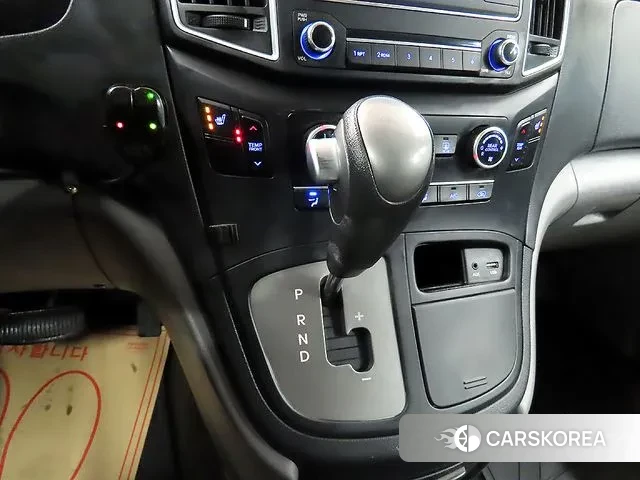 Hyundai The New Grand Starex id 3396961 из Кореи 19