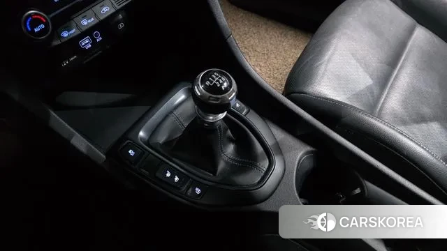 Hyundai Veloster (JS) id 3612539 из Кореи 19