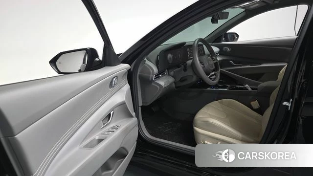 Hyundai The New Avante (CN7) id 4291912 из Кореи 32
