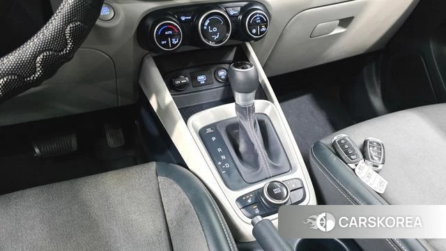 Hyundai Venue id 4338934 из Кореи 19