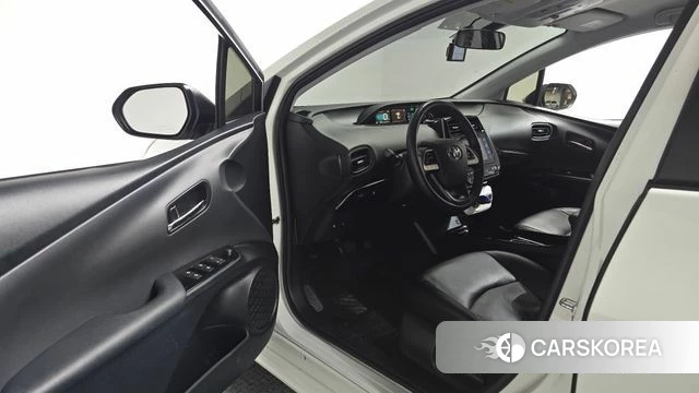 Toyota Prius 4th Generation id 4304942 из Кореи 32