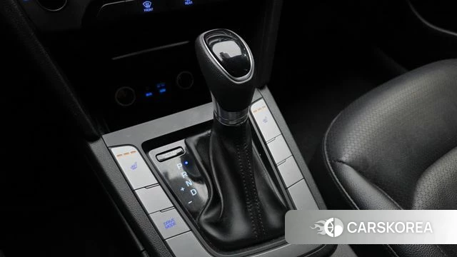 Hyundai Avante AD id 3894265 из Кореи 19