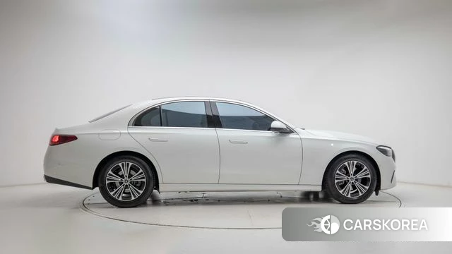 Mercedes-Benz E-Class W214 id 4710368 из Кореи 19