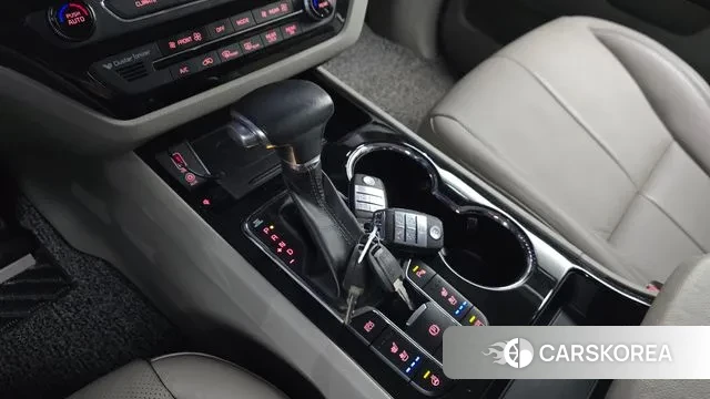 Kia The New Carnival id 3773192 из Кореи 19