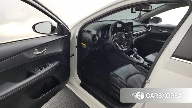 Kia Come New K3 id 3955512 из Кореи 19