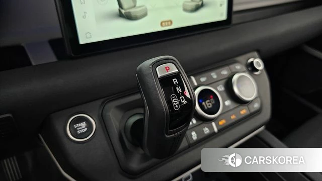 Land Rover Defender (L663) id 4591736 из Кореи 38