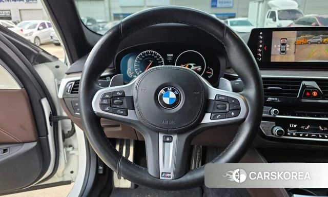 BMW 5 Series (G30) id 4511662 из Кореи 19