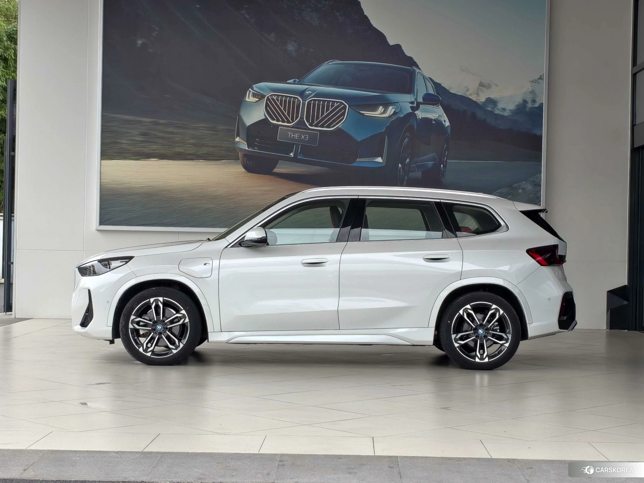 BMW iX1 id 4455028 из Китая 17