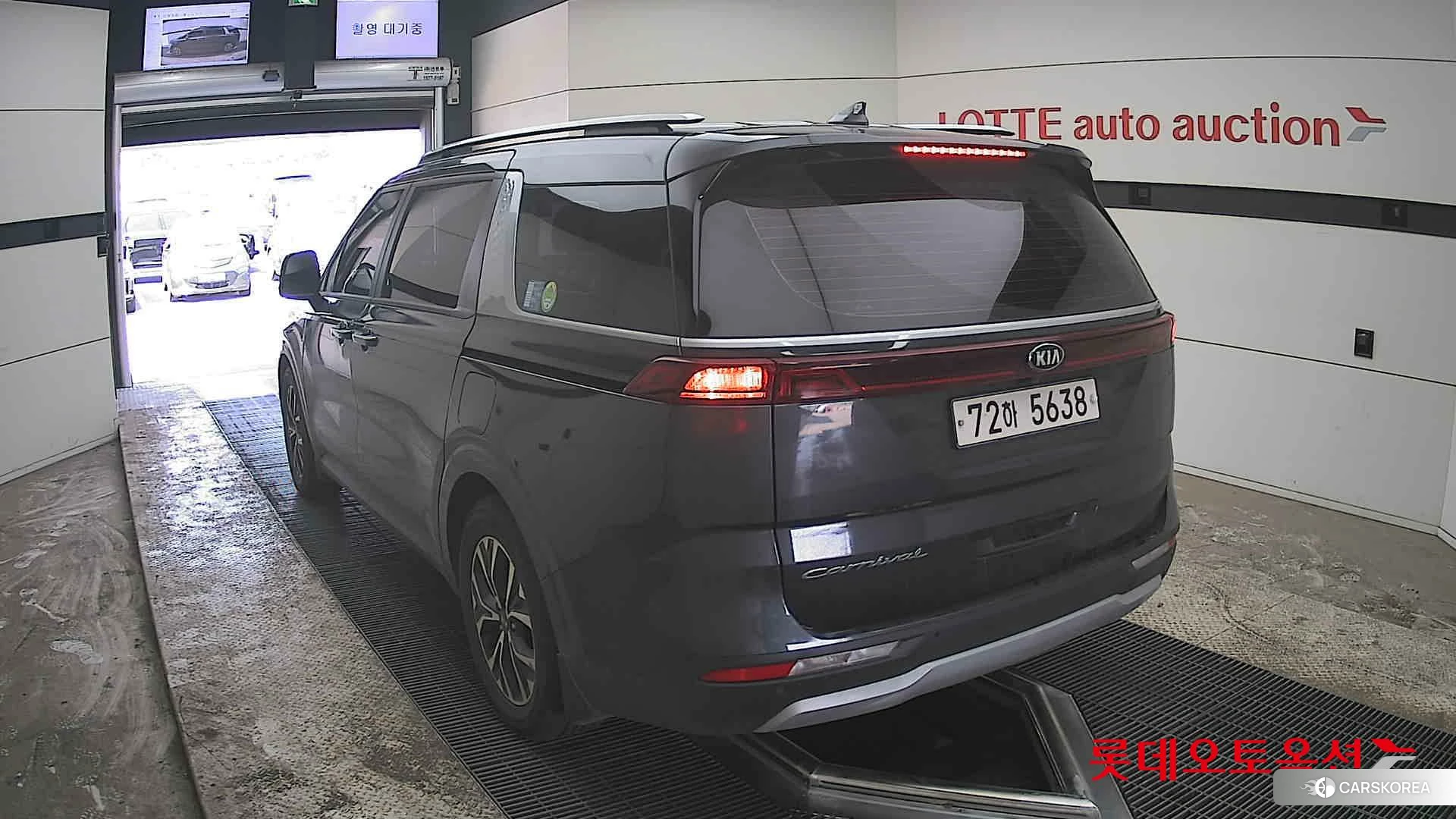 Kia Carnival id 3882095 из Кореи 36