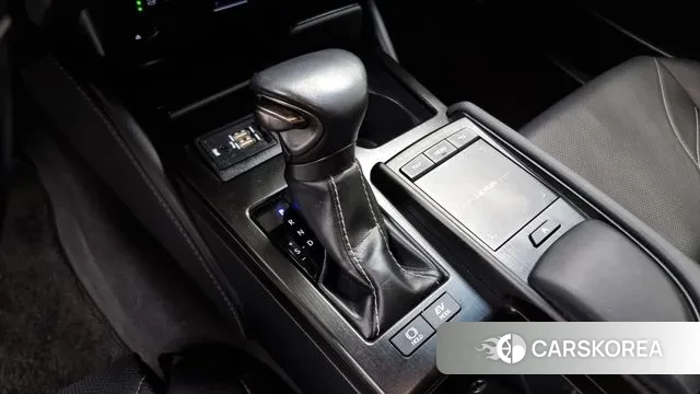 Lexus ES300h 7th generation id 3013066 из Кореи 19