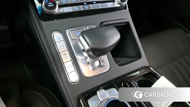 Genesis G90 id 3709178 из Кореи 19