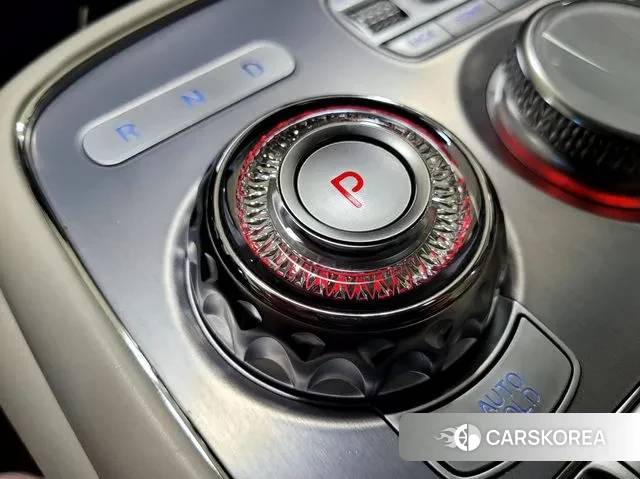 Genesis G90 (RS4) id 3712413 из Кореи 19