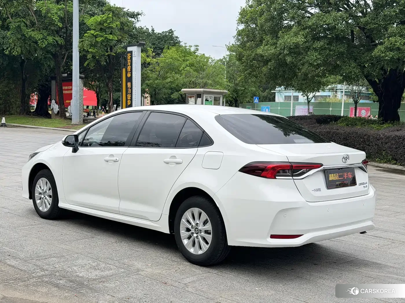 Toyota Corolla id 4546494 из Китая 16