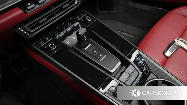 Porsche 911(992) id 4676477 из Кореи 19