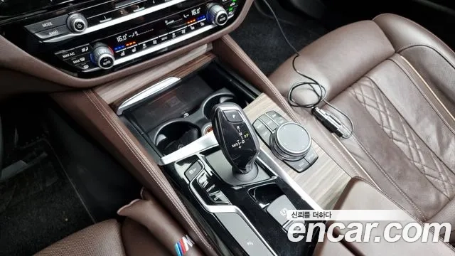 BMW 5 Series (G30) id 2886986 из Кореи 19