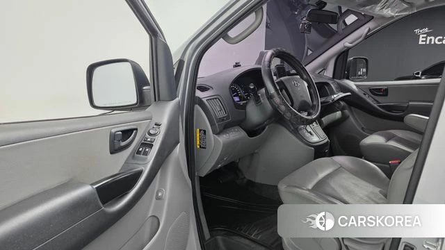 Hyundai The New Grand Starex id 4325859 из Кореи 30