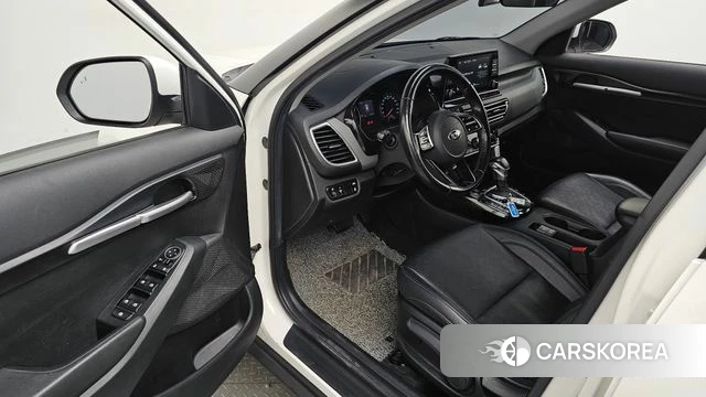 Kia Seltos id 4446474 из Кореи 29
