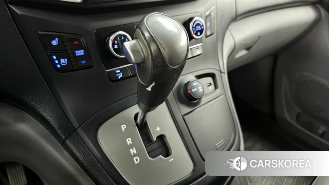 Hyundai The New Grand Starex id 4180737 из Кореи 19