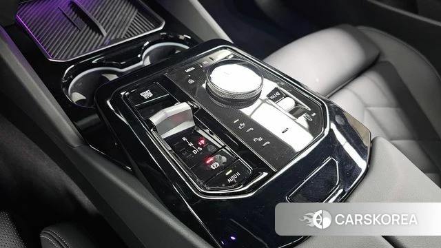 BMW 5 Series (G60) id 4469001 из Кореи 32