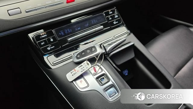 Hyundai The New Grandeur IG id 3885066 из Кореи 19
