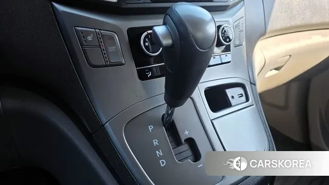 Hyundai The New Grand Starex id 3651373 из Кореи 19