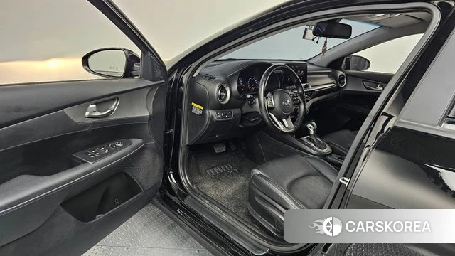 Kia Come New K3 id 3861270 из Кореи 19