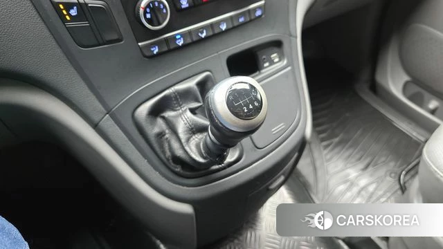 Hyundai The New Grand Starex id 3796068 из Кореи 19