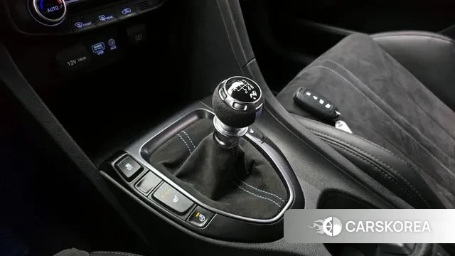 Hyundai Veloster (JS) id 3728128 из Кореи 19