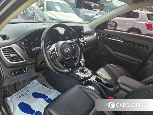 Kia Seltos id 4667145 из Кореи 18