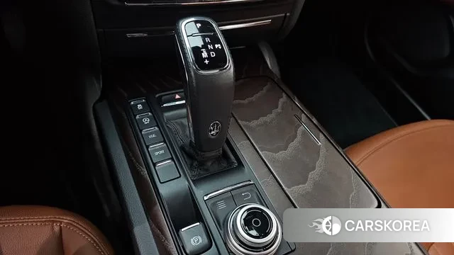 Maserati Ghibli id 2976260 из Кореи 19