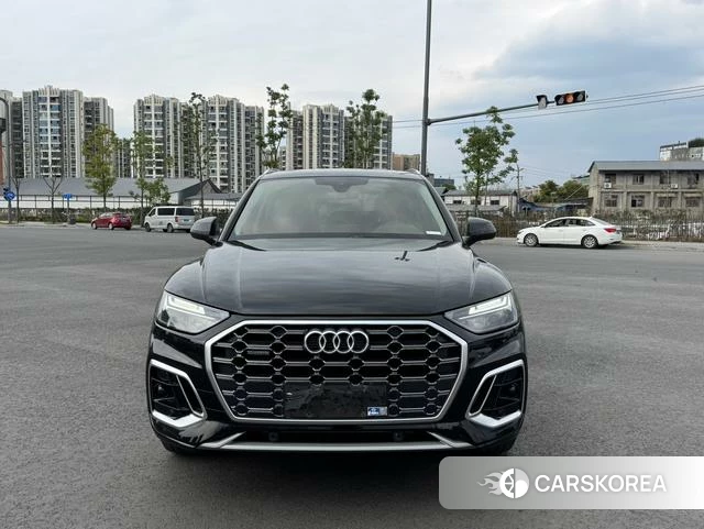 Audi Q5L id 4300879 из Китая 9
