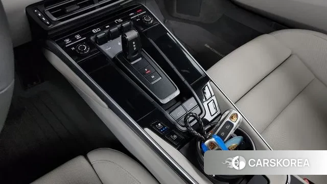 Porsche 911(992) id 3058889 из Кореи 19