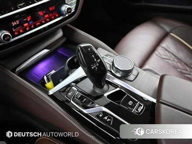 BMW 5 Series (G30) id 4550932 из Кореи 19